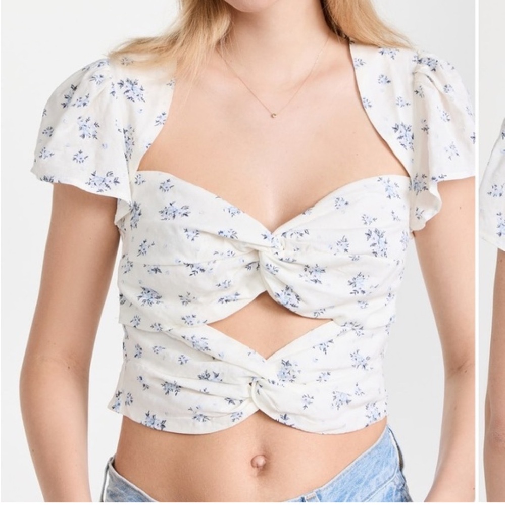 En Saison White and Blue Floral Cutout Blouse